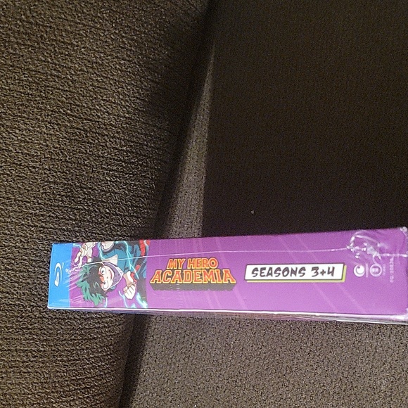 My Hero Academia Seasons 3 & 4 Episodes 39-88 Blu-ray - Picture 4 of 9